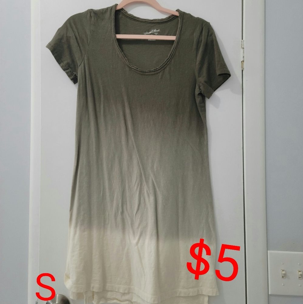 T-shirt dress